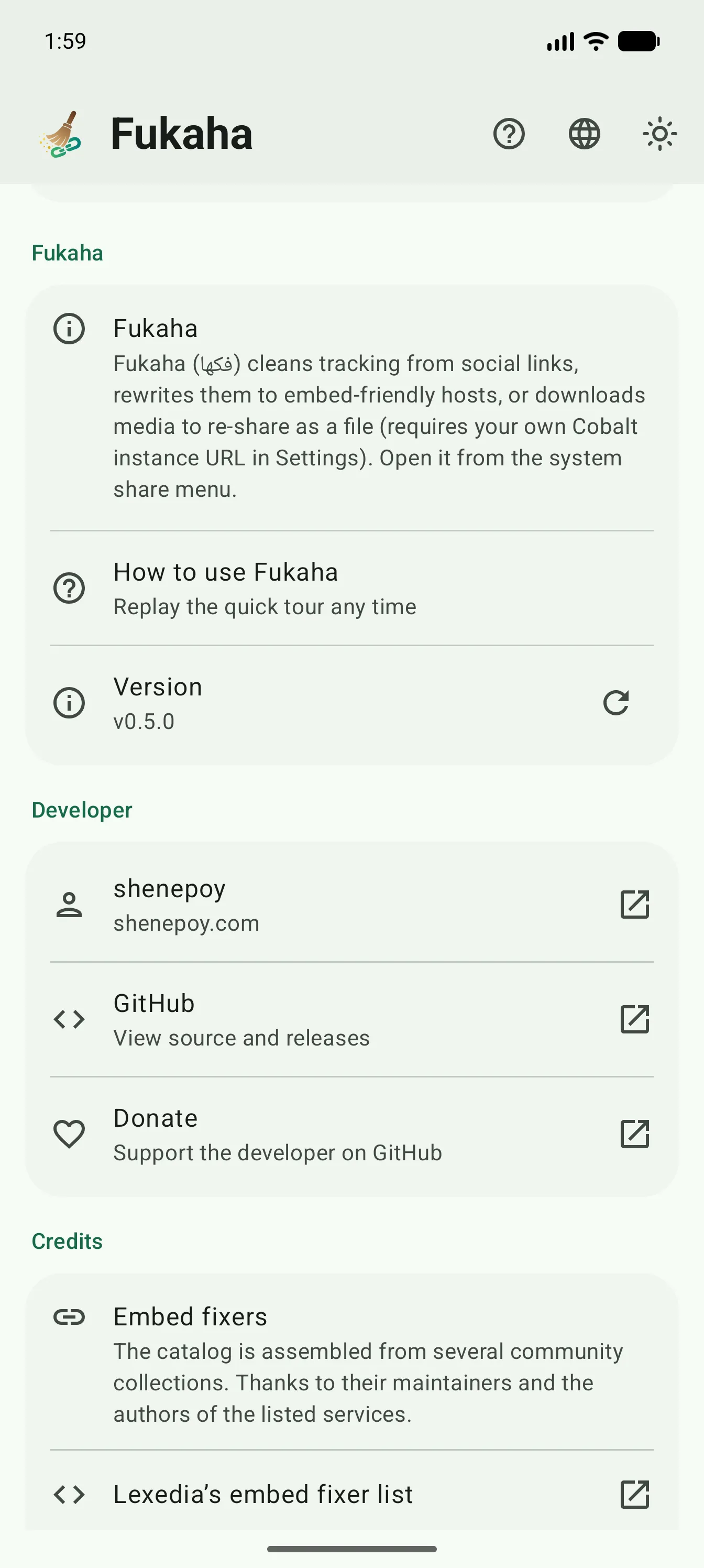 About screen with app description, version, developer links, and credits